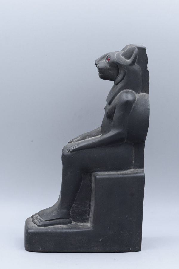 Unique Egyptian goddess Sekhmet Seated on Throne vintage basalt stone made in egypt - Image 2