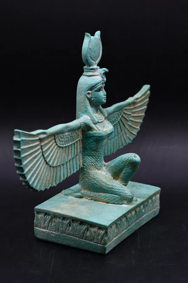 Egyptian statue of the goddess Isis with open wings made of stone Made in Egypt - Image 5