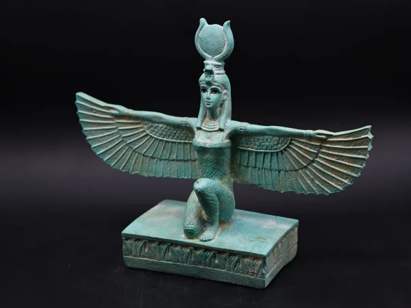 Egyptian statue of the goddess Isis with open wings made of stone Made in Egypt - Image 4