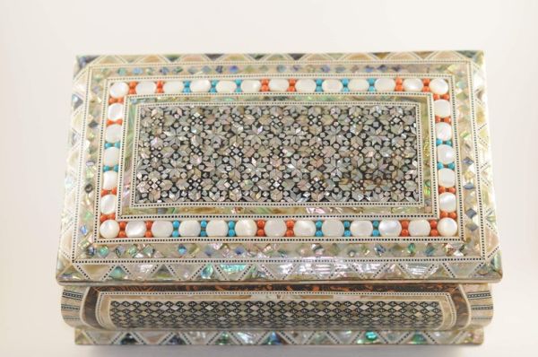 Amazing Beech wood with inlaid mother of pearl, turquoise & coral - Image 5