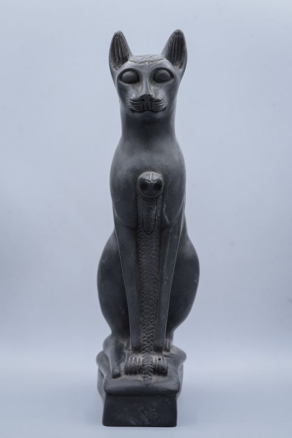 Vintage statue of goddess Bastet cat black Large heavy made in egypt - Image 6