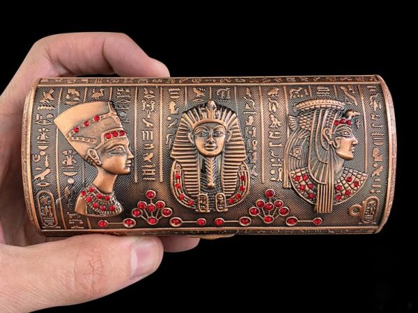 Egyptian Jewelry Box Made of Copper Alloy - Egyptian Trinket Box - Carefully Handmade In Egypt - Image 2