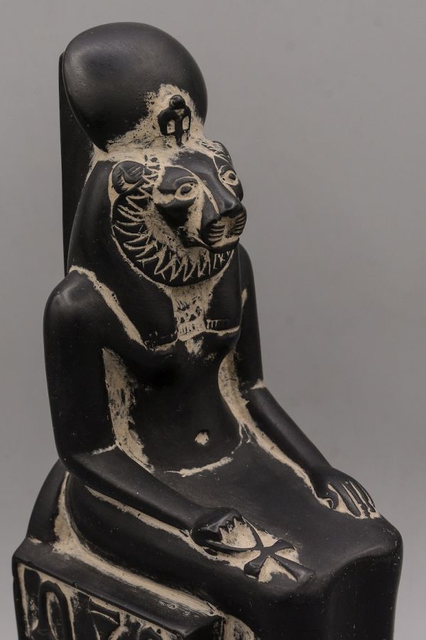 statue of Egyptian Goddess Sekhmet Sculpture seated heavy stone black made in egypt - Image 2