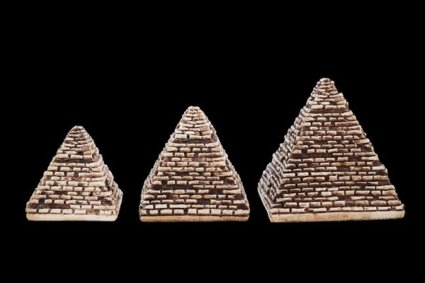 Vintage pyramids of Egypt Set - Set of 3 Pyramid- Egyptian Pyramids- Giza pyramids-EGYPTIAN Home Decor - Made from limestone made in Egypt