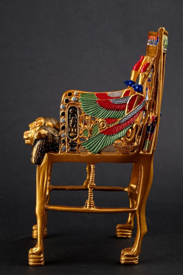 Gorgeous King Tutankhamun Throne - made from poly stone - hand painted Replica - handmade - made in Egypt - Image 3