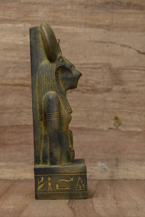 Unique Large statue of Goddess Sekhmet standing, Egyptian Art handcrafted heavy stone made in egypt - Image 6