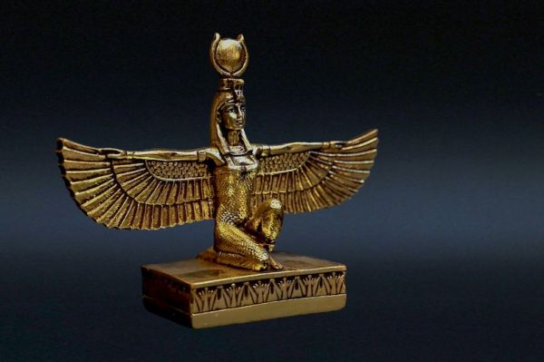 unique Isis Wings goddess of healing statue goldleaf Sculpture Egyptian art made in Egypt - Image 4