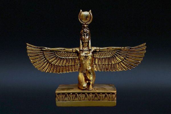 unique Isis Wings goddess of healing statue goldleaf Sculpture Egyptian art made in Egypt - Image 3